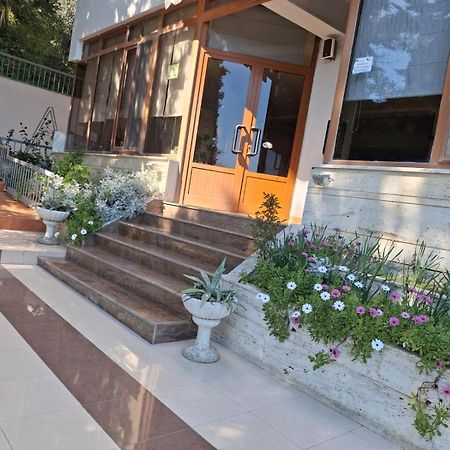 דורס Jozi Kaiser Apartment 4 מראה חיצוני תמונה