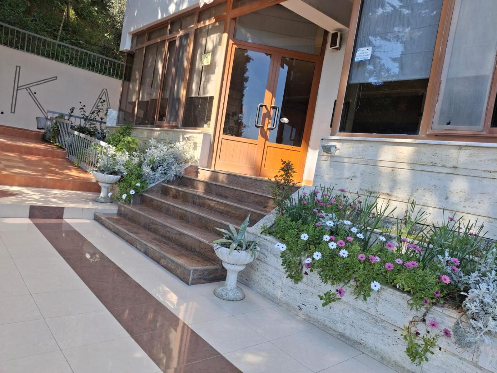 דורס Jozi Kaiser Apartment 4 מראה חיצוני תמונה