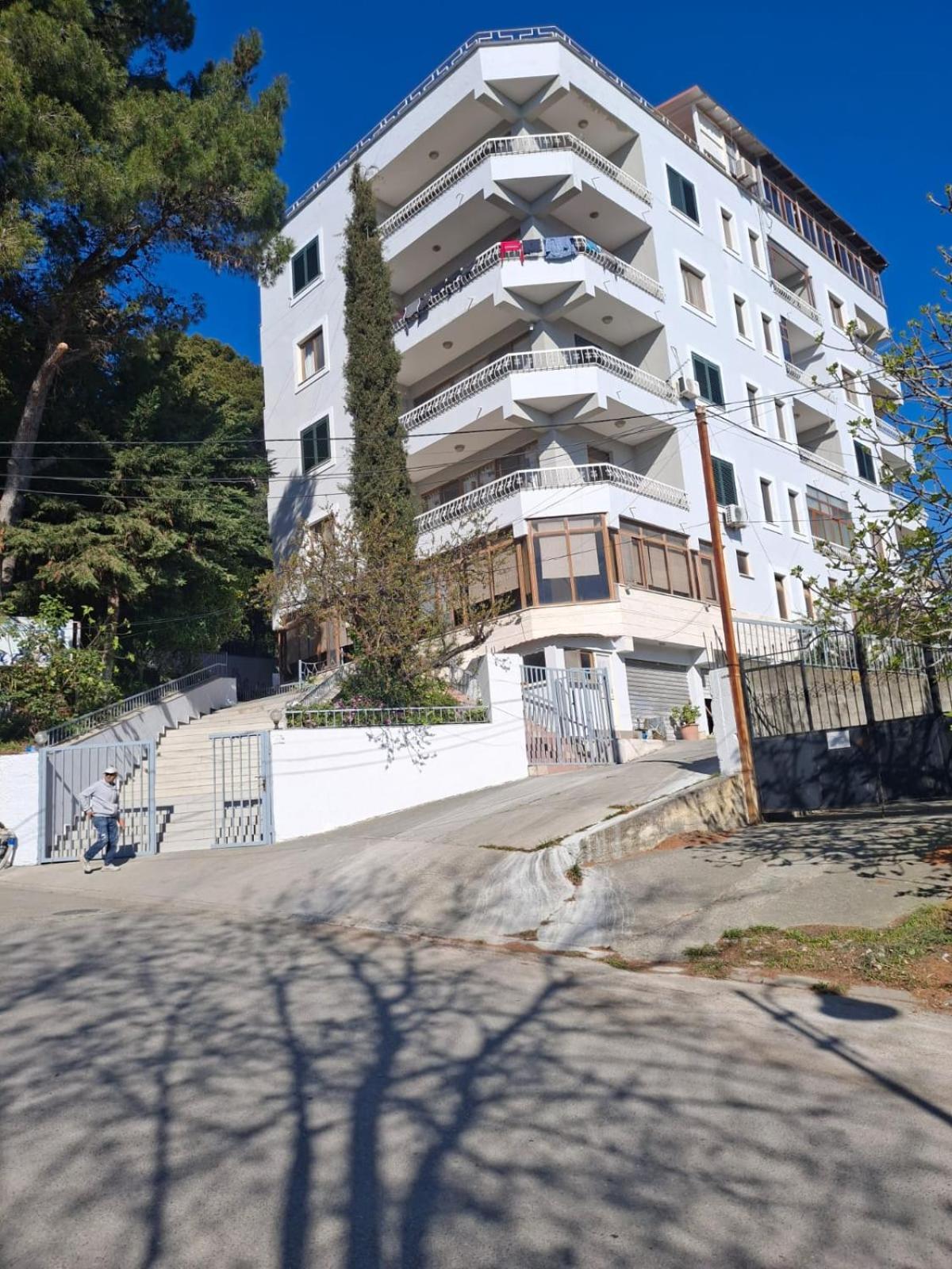 דורס Jozi Kaiser Apartment 4 מראה חיצוני תמונה